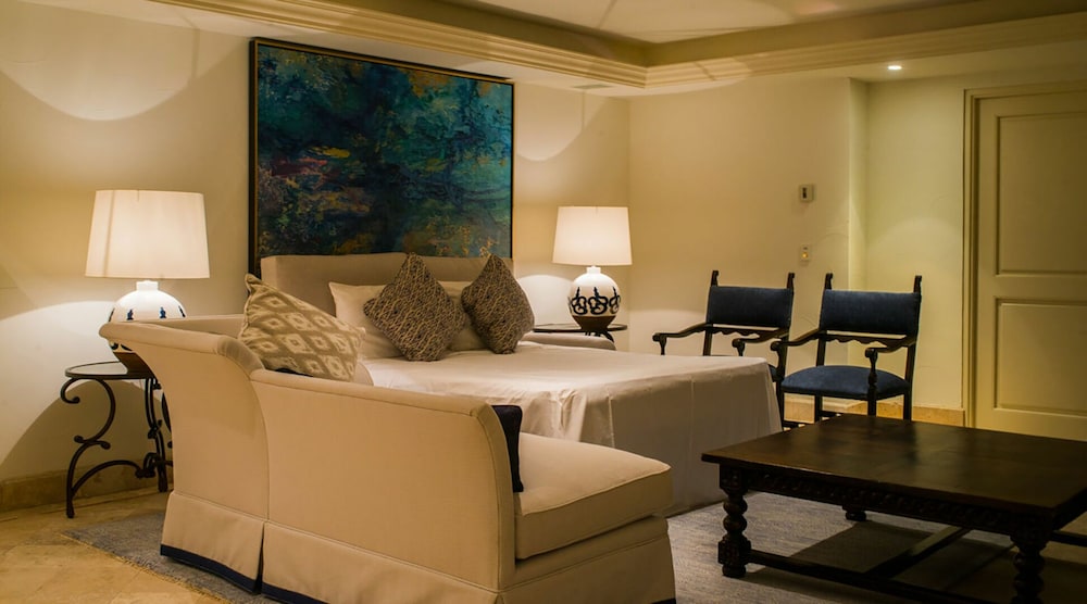 Exclusive Holiday Villa with Private Pool near Beach, Cabo San Lucas Villa 1042
