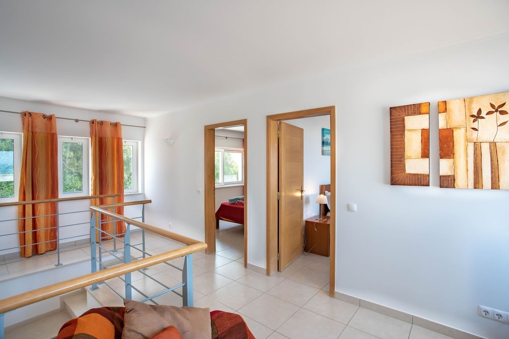 Casa do Sul Modern Villa in Centre of Carvoeiro