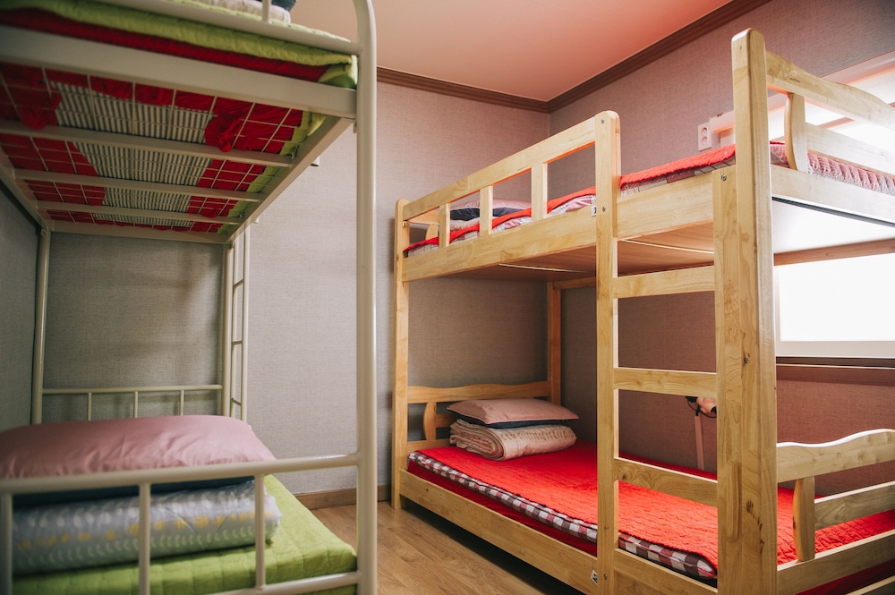 We Guest House - Hostel