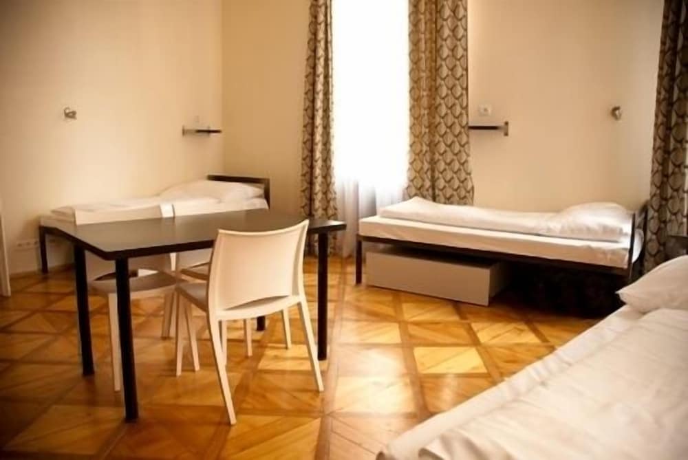 Hostel Lakeside