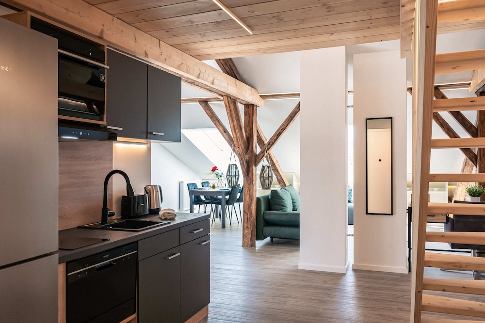 CREST - Riverside Lofts & Studios