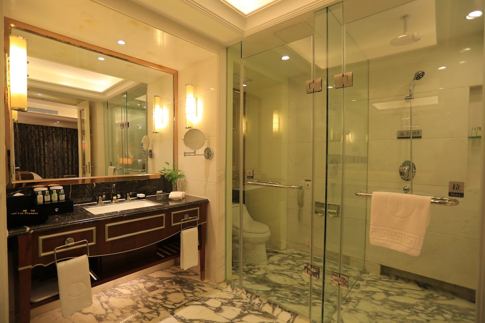 Baoji Jianguo Hotel