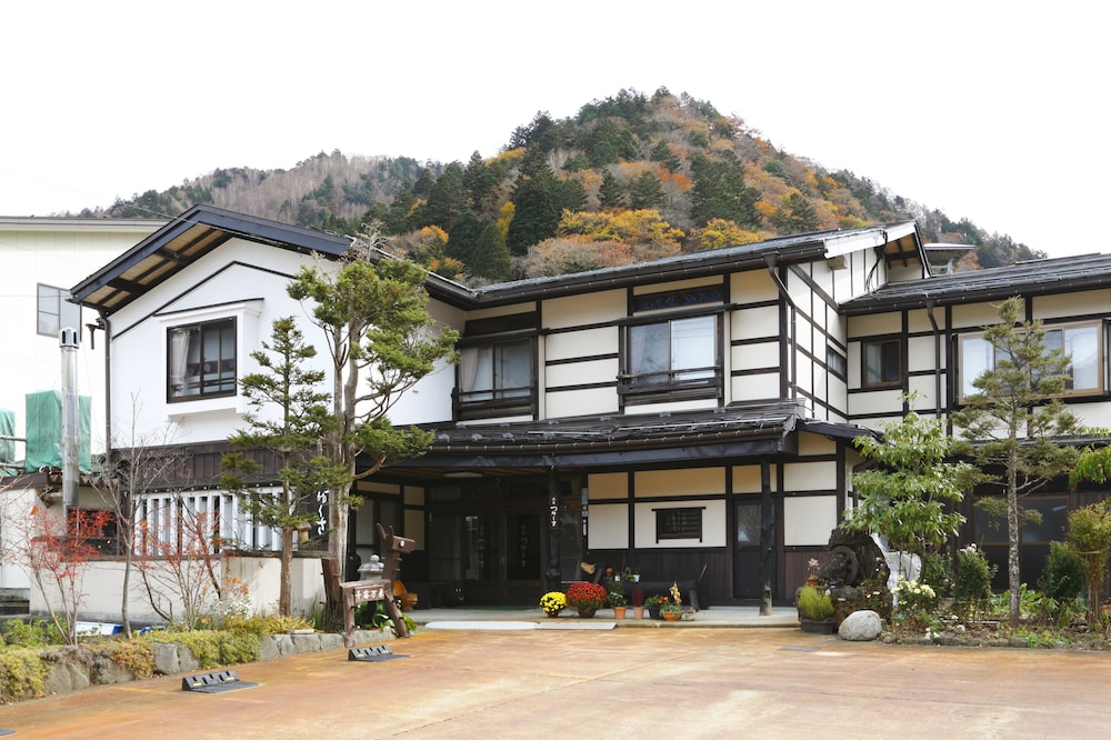 Ryoso Tsuyukusa