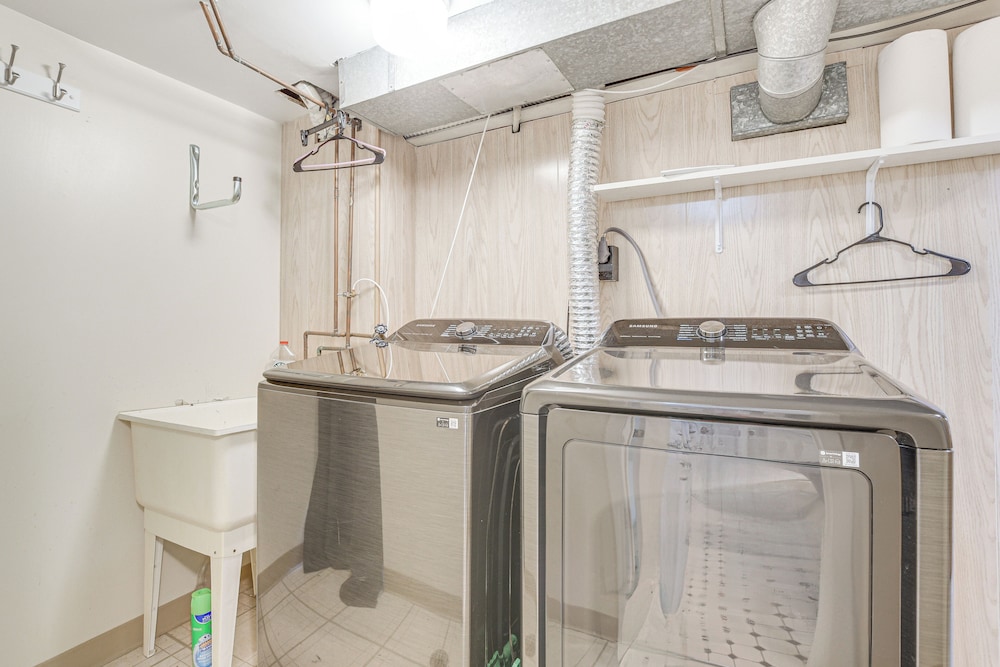 Home w/ Fenced Yard: 13 Mi to Downtown Chicago!