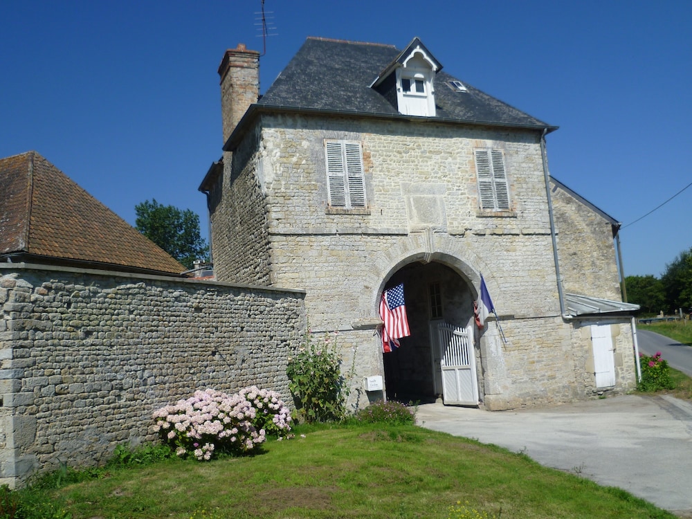 Photo 10