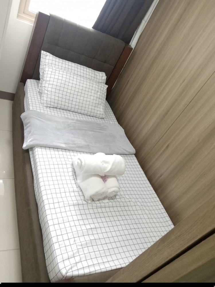 Cozy Luxurious Place Near MOA Picc CCP Free Wi-fi