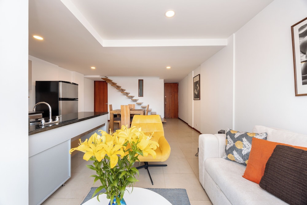 Apartamentos SETAI