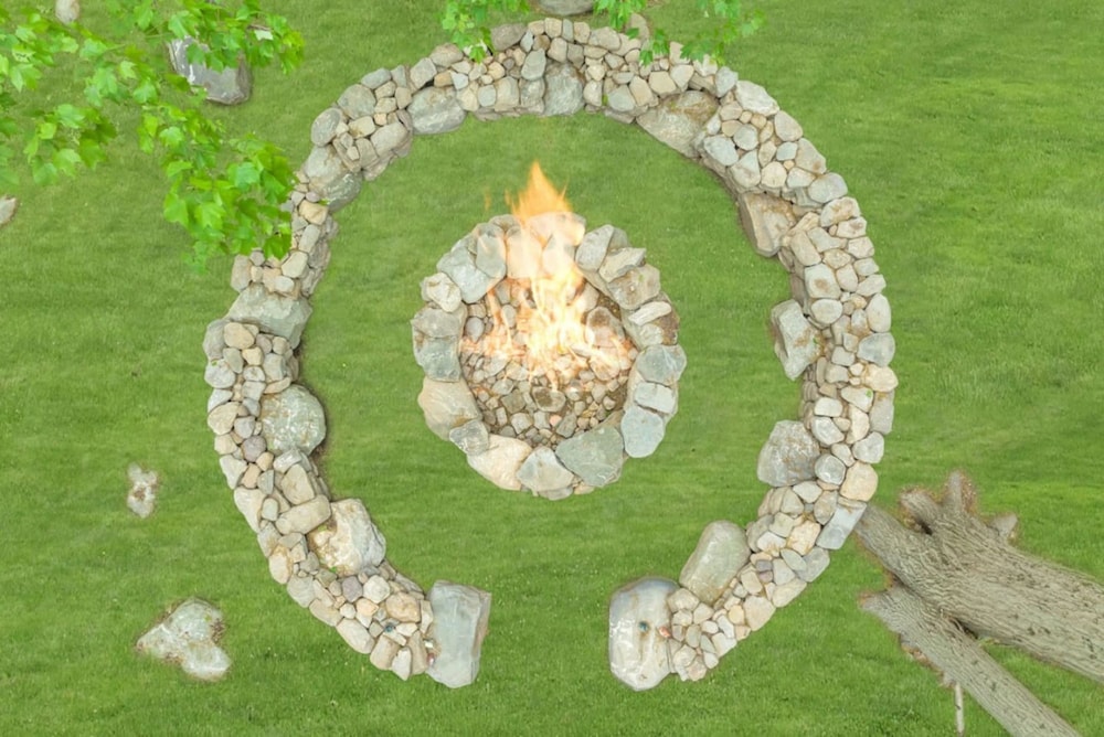 Fall Getaway With Hot Tub Fire Pit and Games
