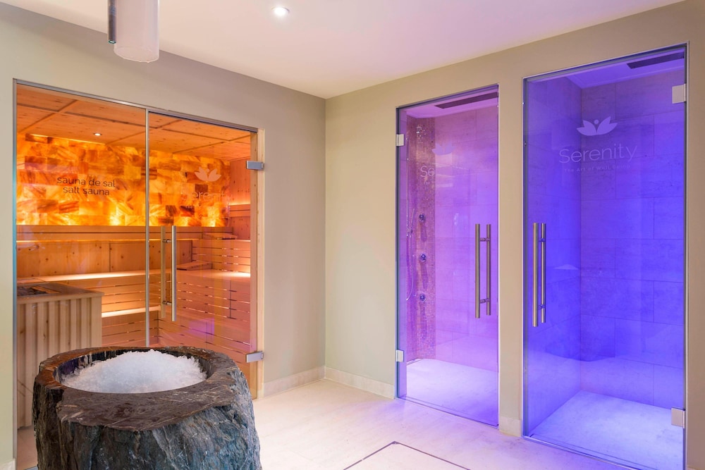 Pine Cliffs Ocean Suites, a Luxury Collection Resort & Spa
