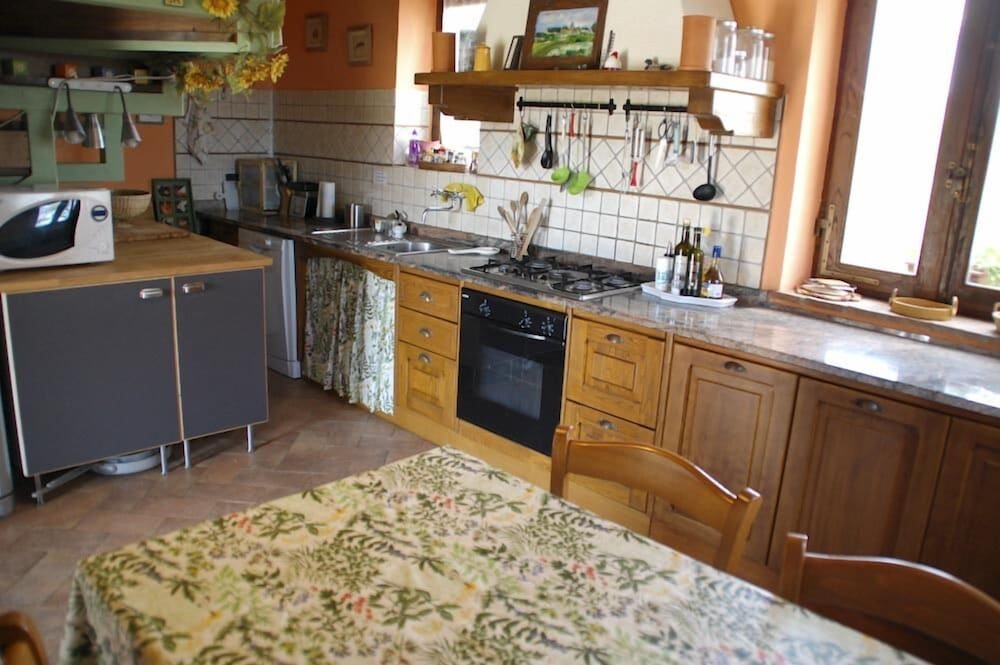 Verdidea - Podere Castello en Radicofani — kitchen