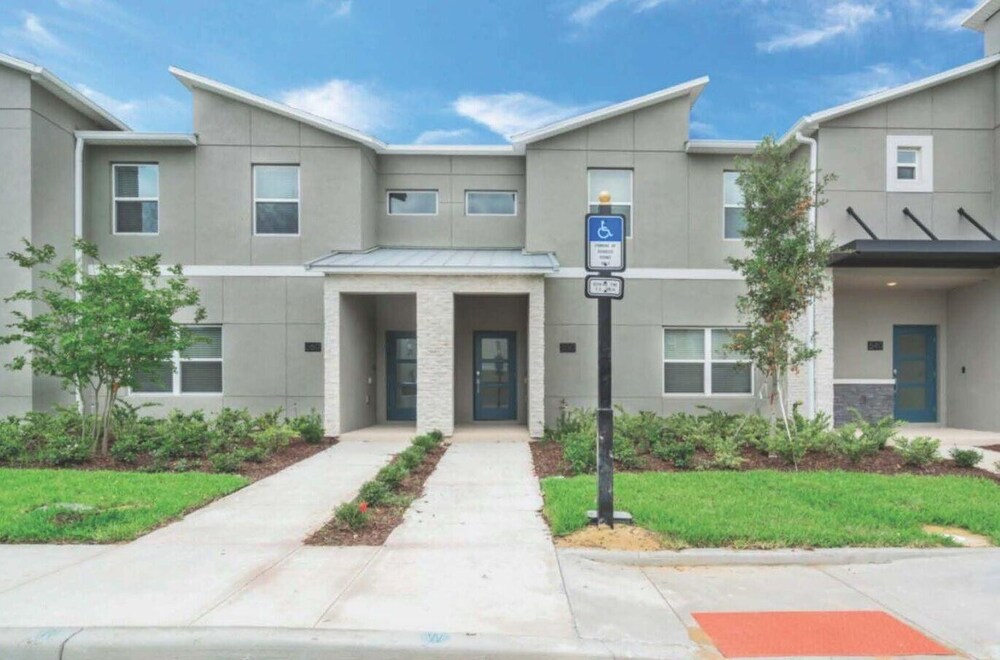 C550pbd- The Retreat at Championsgate - Image 1