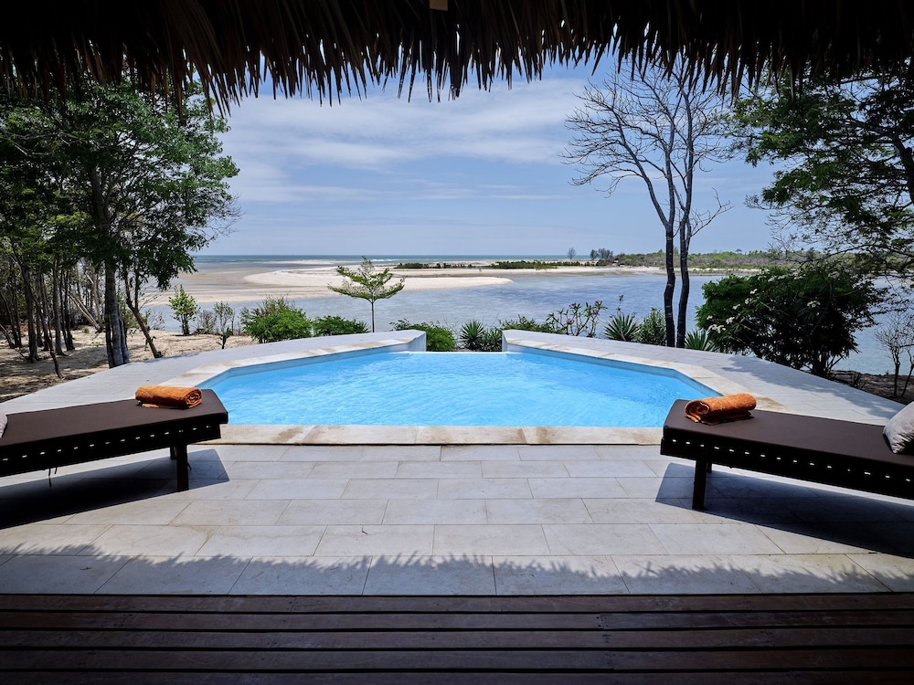 Antsanitia Resort