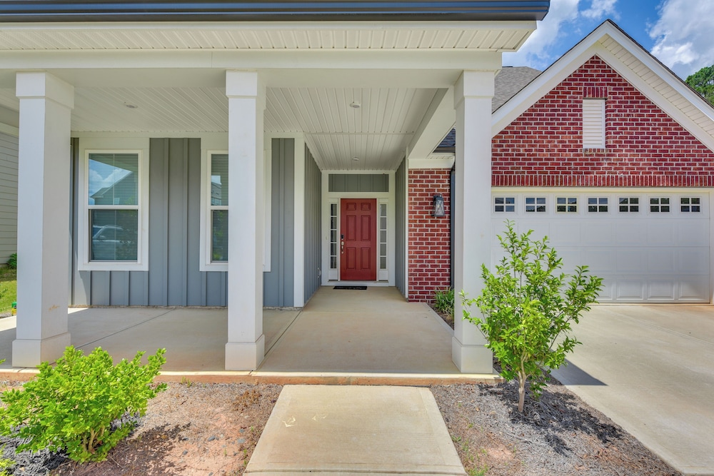 2 Mi to Historic Dtwn Belmont: Family Gem w/ Patio