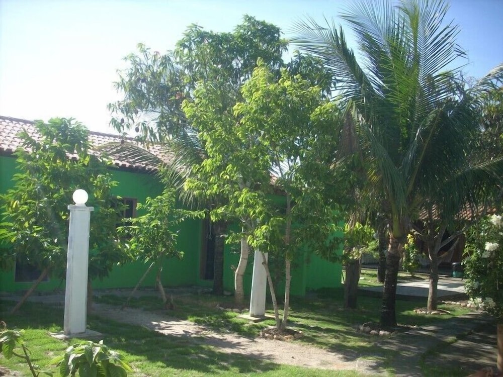 POUSADA ÁGUA DE COCO
