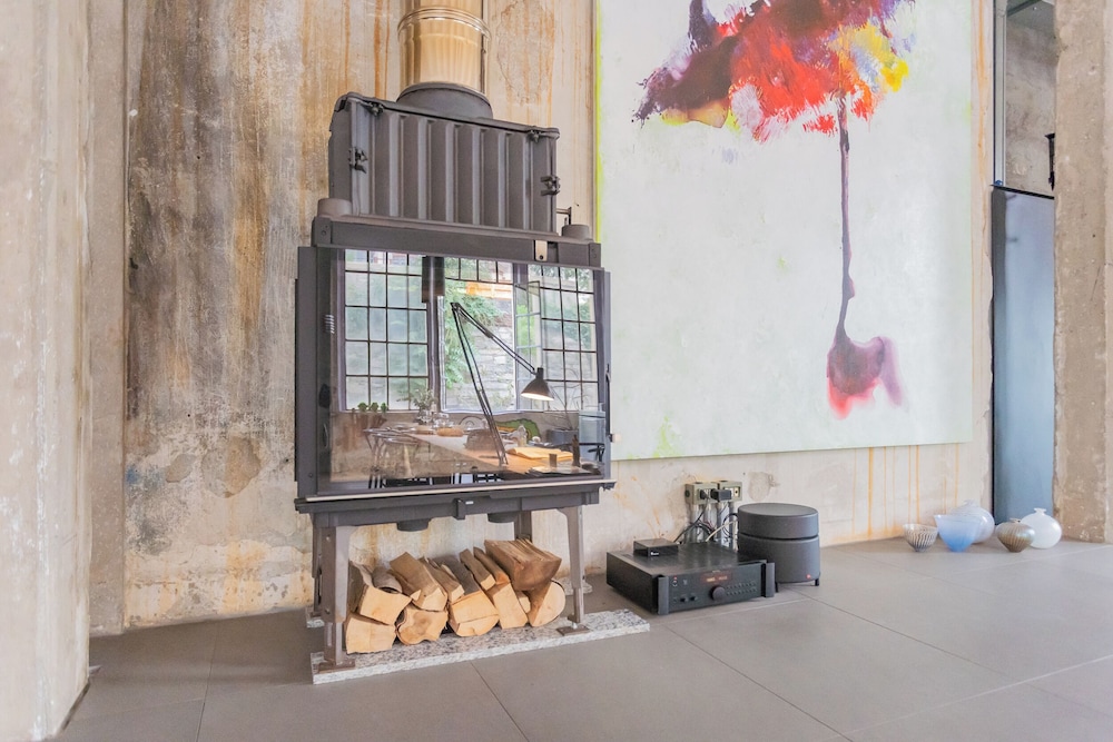 Design Loft With Private Parking by Rent all Como