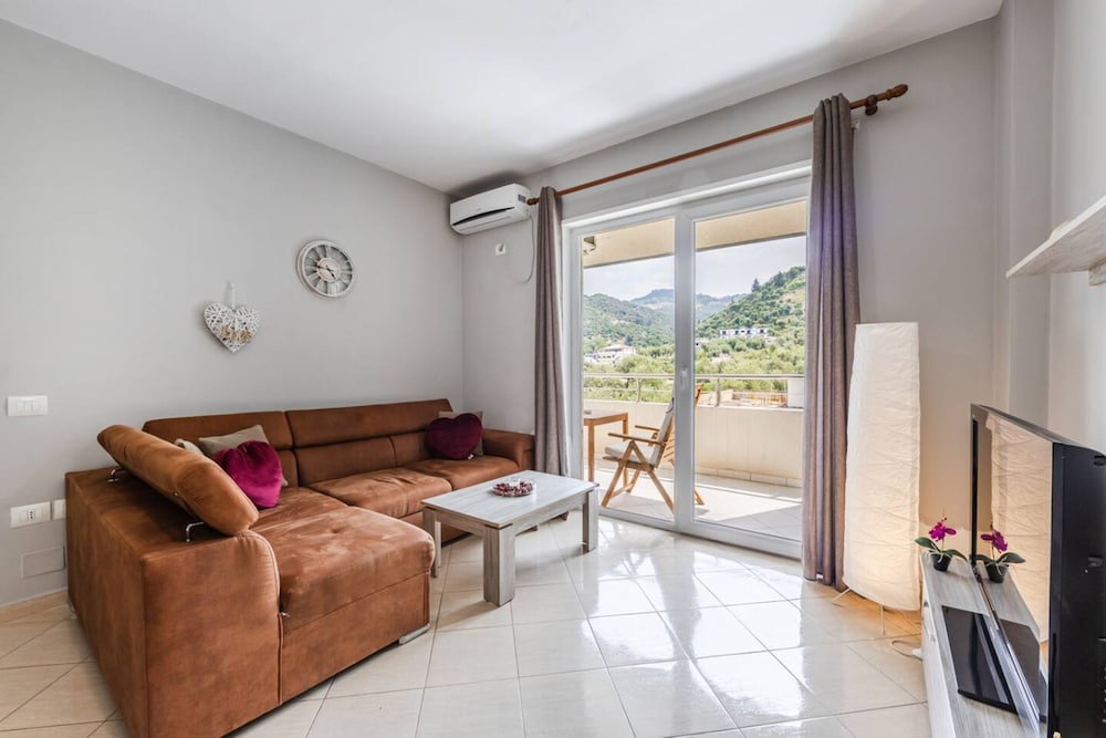 Seaside Stay Apartment