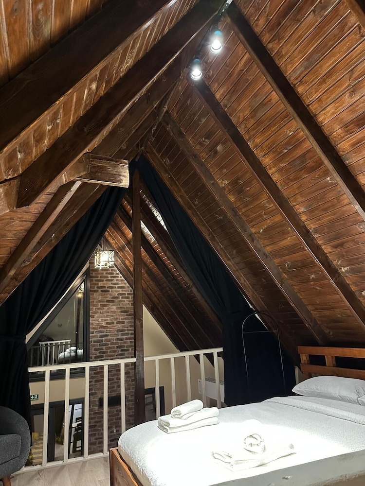 Varuna Bungalov Evleri