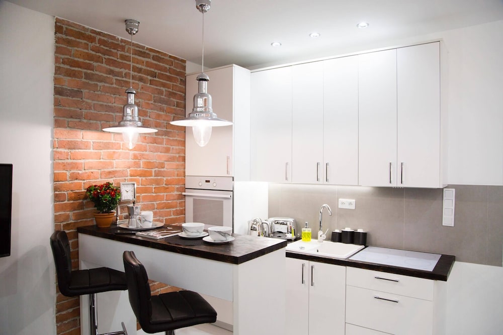 Warsaw Concierge Modern Studio