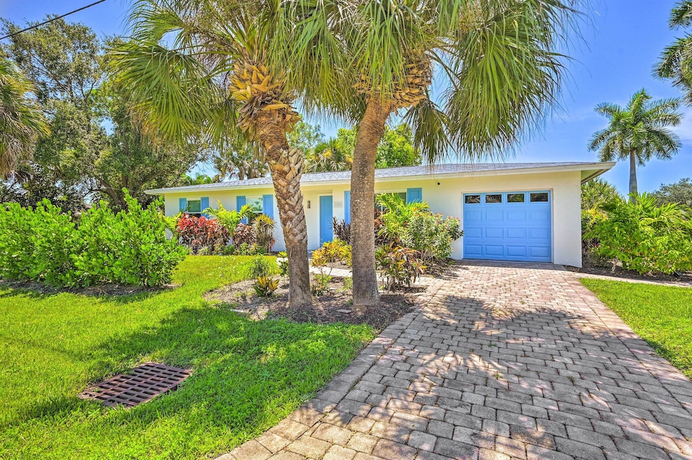 Home Close to Naples Beach - Pets Welcome! view 5