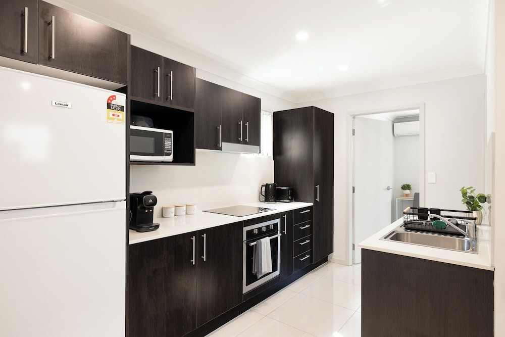 Smart Suites Self Check-in Apartments - 31 Freney