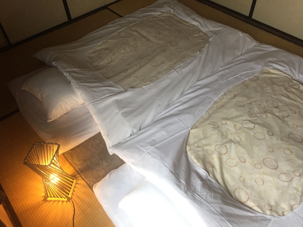 Kyoto Guest House WAON