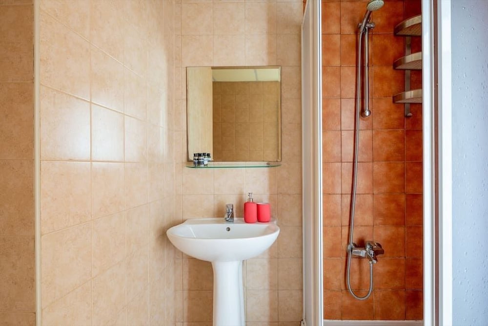 Luxury Living in This Stylish 2BR in Dubai Marina