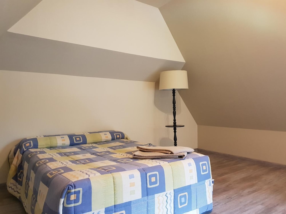 Bed in Bellongue