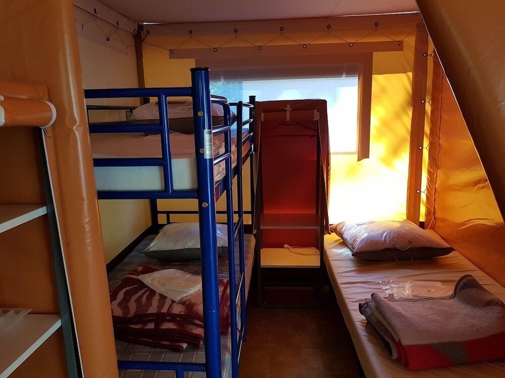 Camping de Graniers view 2