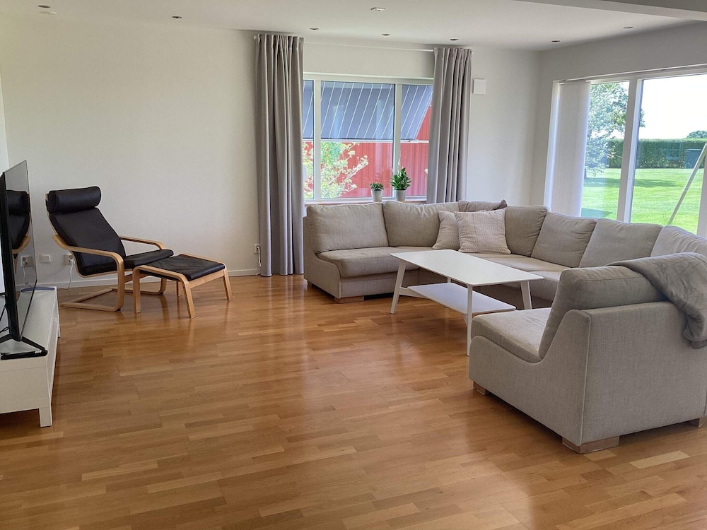 Coastal Retreat in Bjarrebygden