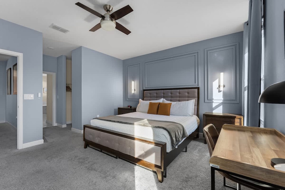 Exclusive Luxe Single Family 6 BR Sl2765
