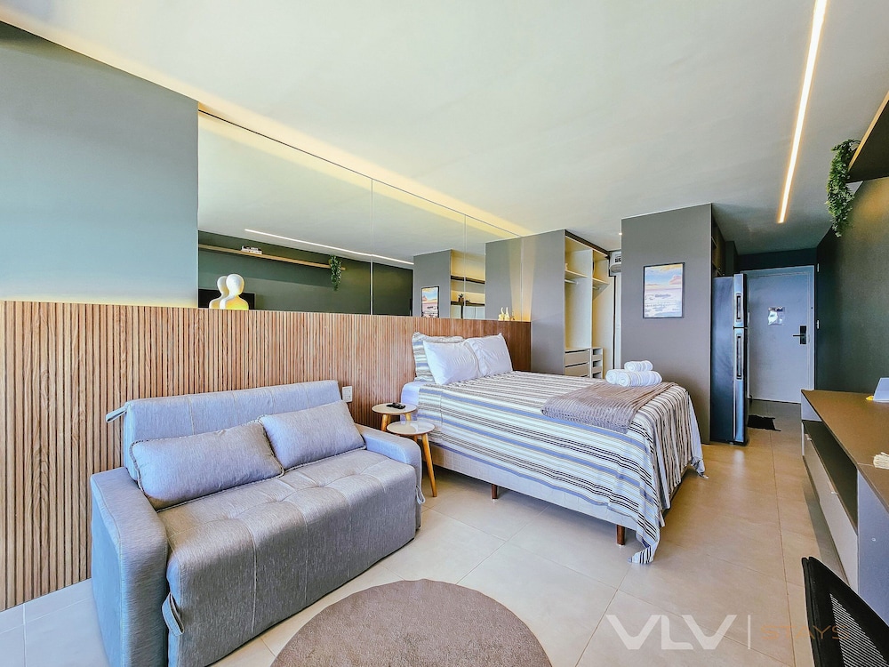 Art Studio by VLV Stays