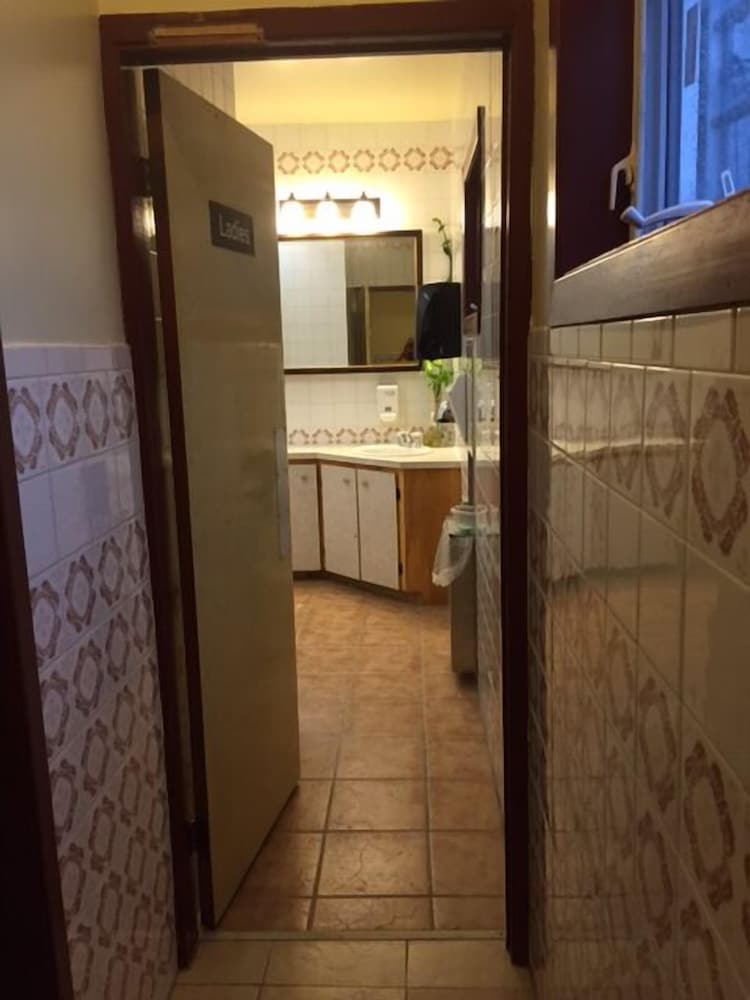 Family Room on Water Street
