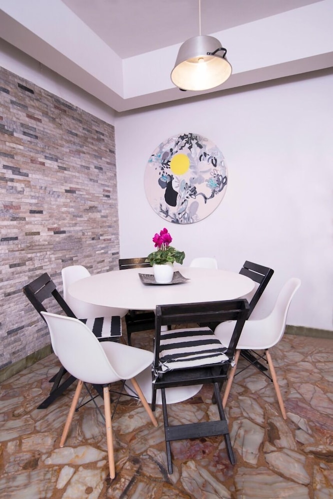 Cabrera art House
