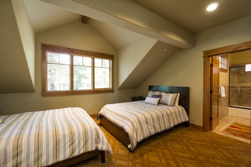 12th Manor in Suncadia