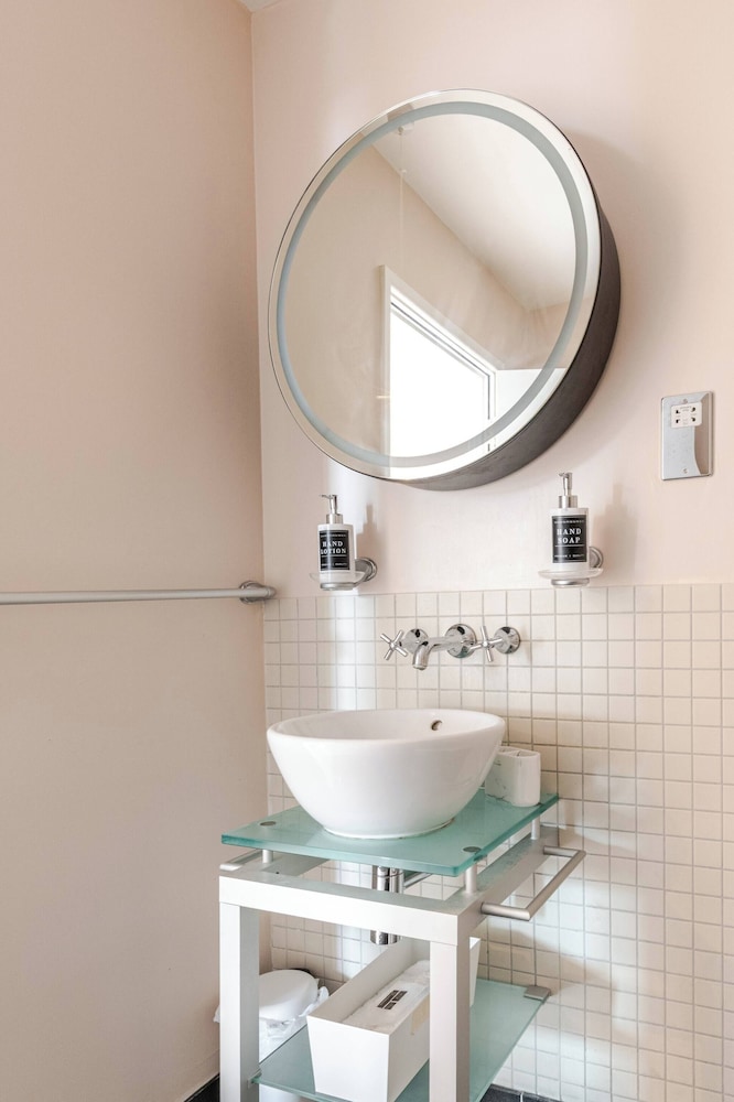 Your Perfect Haven Suite for Business and Long Stays