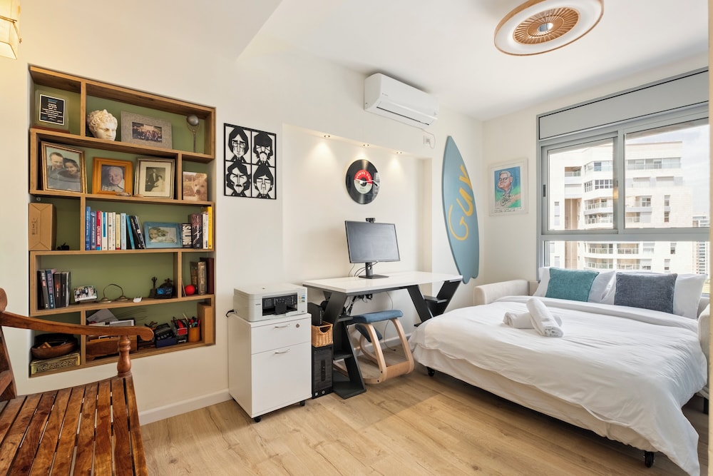 Poleg Beach Seaview Stay by Sea N' Rent