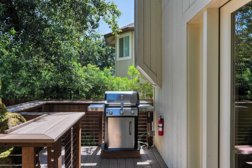 Casa Osito Pool, Hot Tub & Outdoor Dining Minutes From Sonoma Plaza
