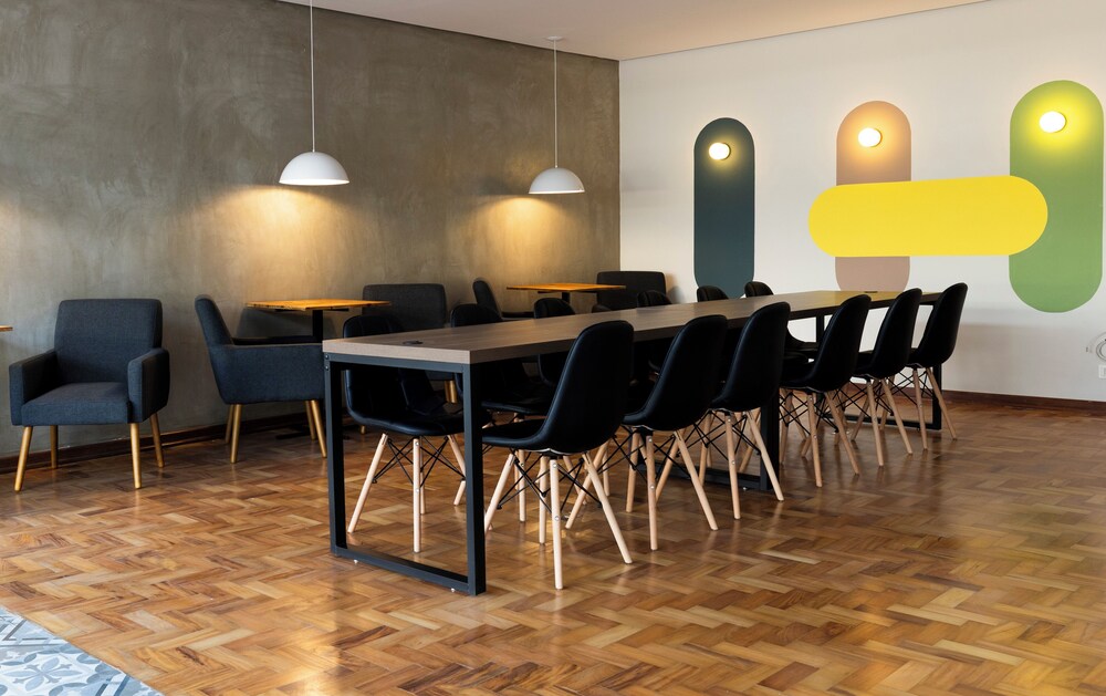meeting & event spaces