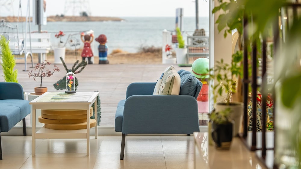Yeongheungdo Blue Story Pension