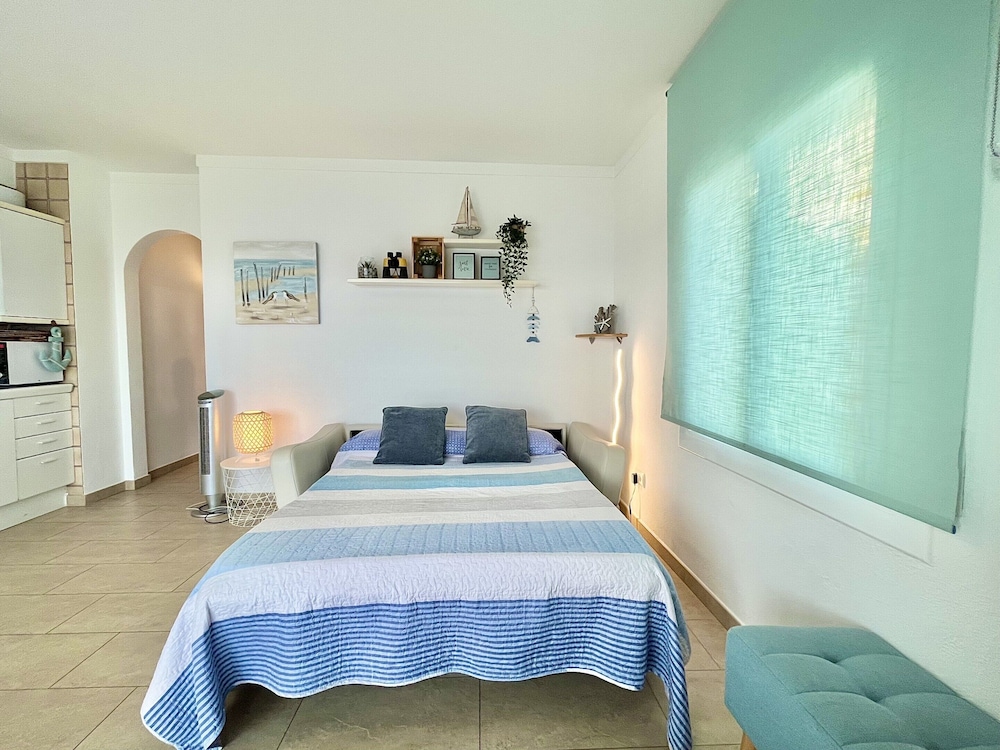 Apartment in Roses Near Canyelles Beach