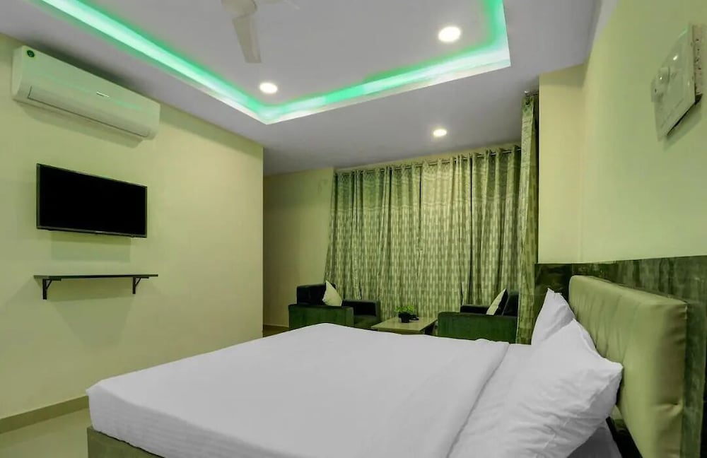 Sharans Inn Gandimisamma