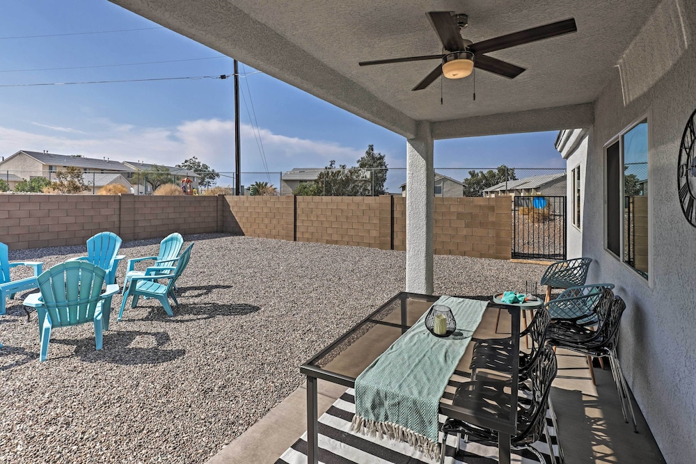 Lake Havasu City Home w/ Fire Pit ~ 2 Mi to Lake!