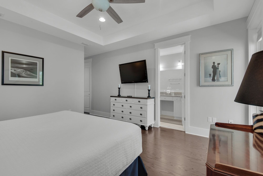 Naturewalk - Luxurious Coastal Retreat w/ Amazing Amenities view 3