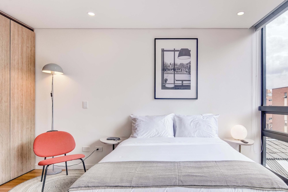 w Beautiful Loft in the Heart of Bogot