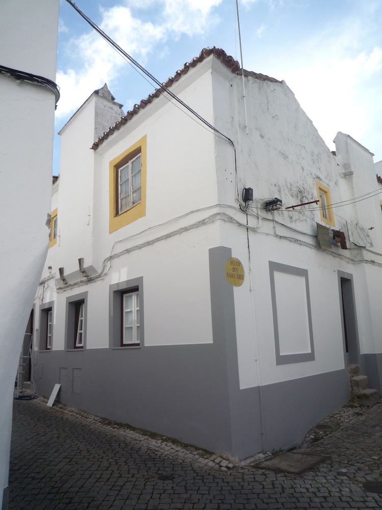 Hotel The Ebora Home in the Historic Center of Evora - Image 1