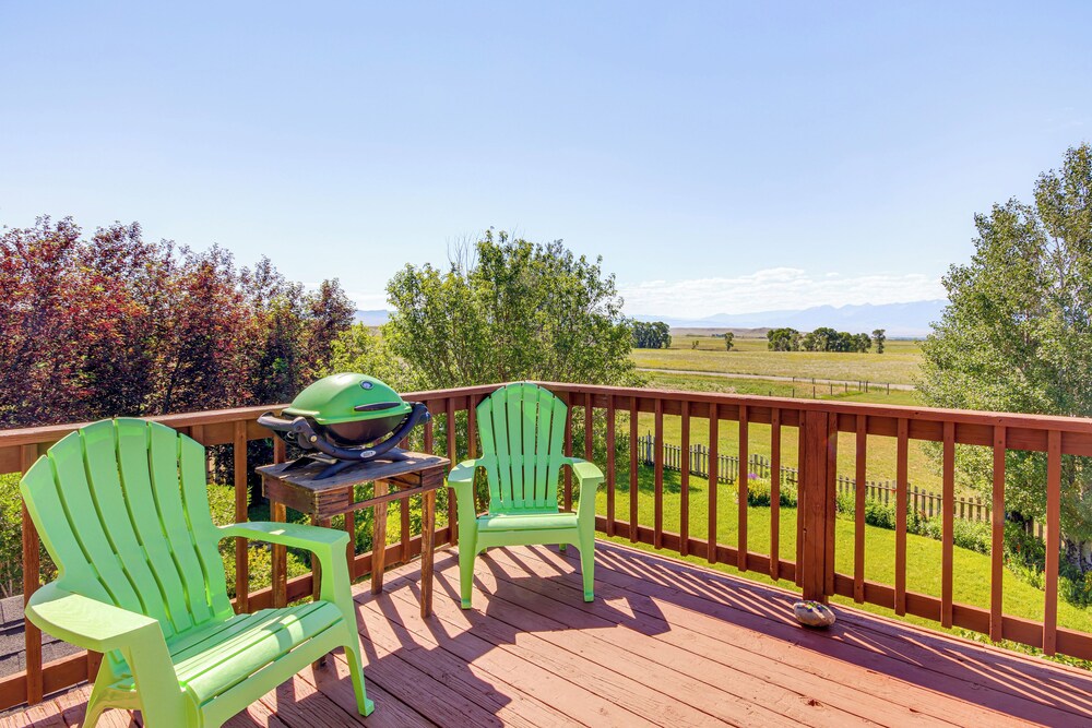 Charming Livingston Vacation Rental w/ Views! view 4