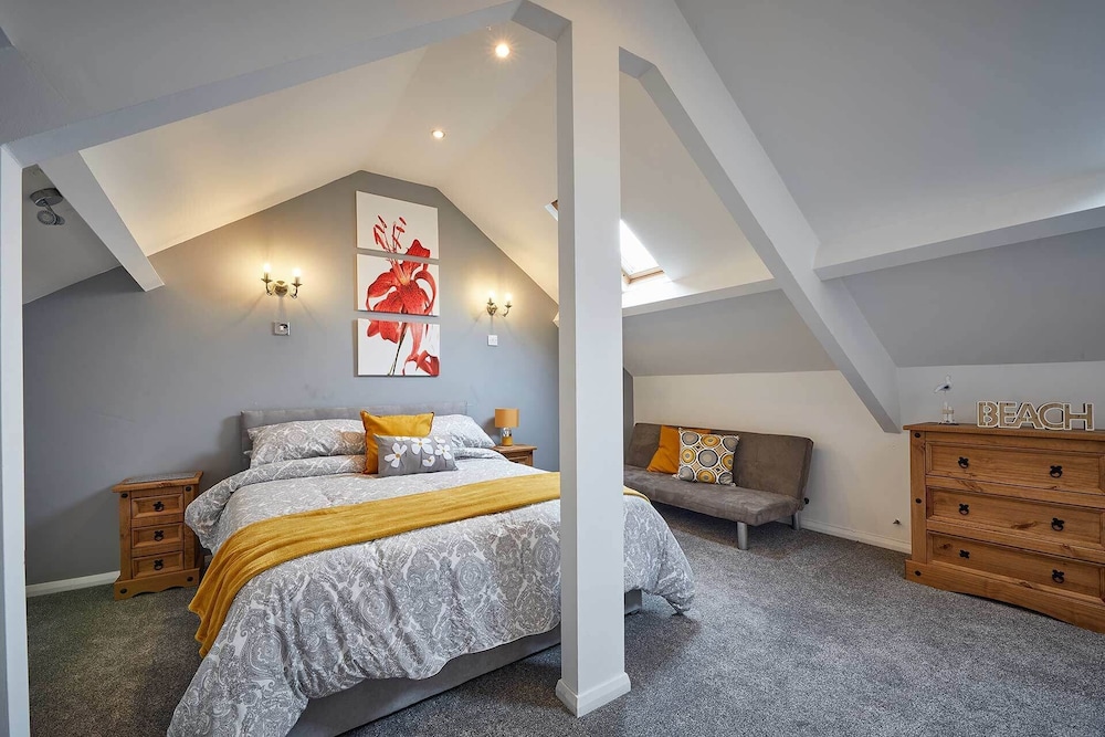 Whitley Bay Vacations - Host Stay Skyview - Property Image 4