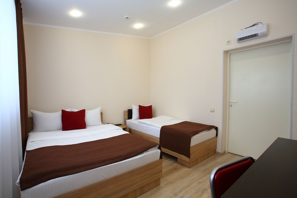 Yekaterinburg Vacations - Maksim Hotel - Property Image 7