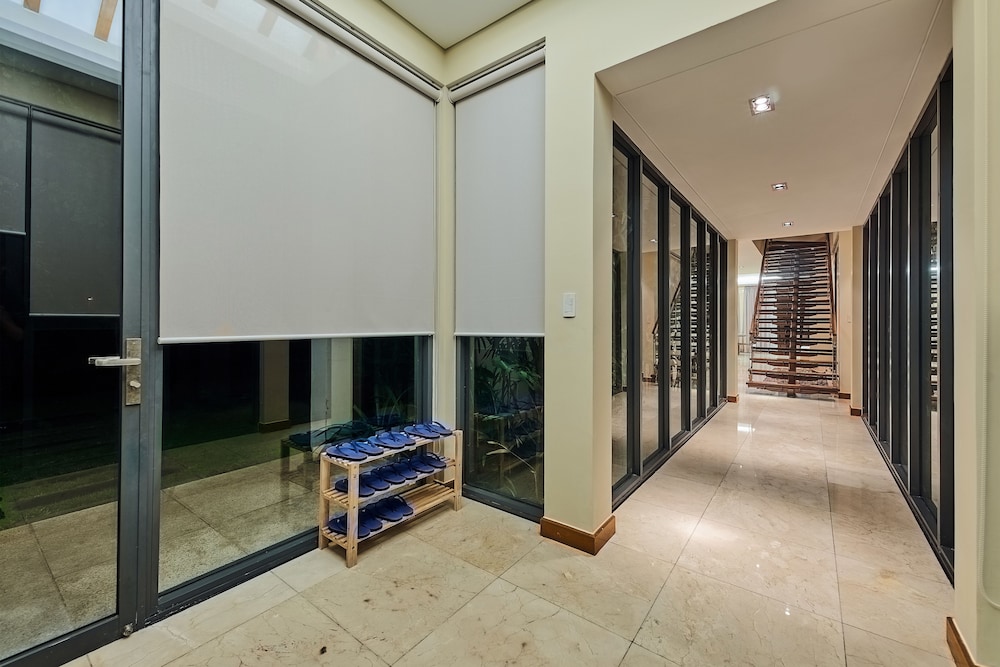 Vacation Homes Pool Villa