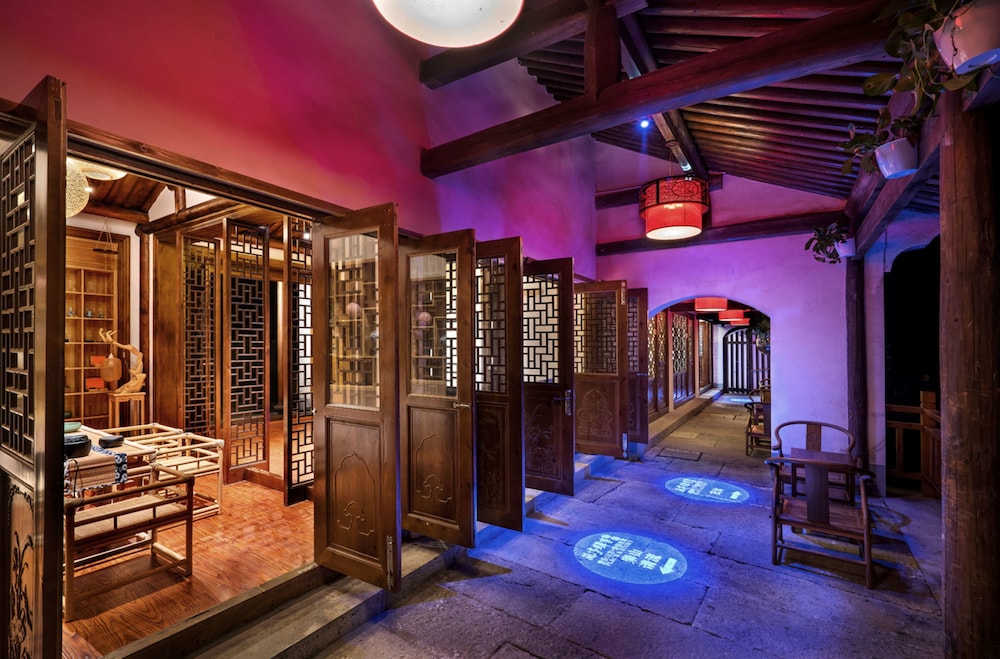 Lanting Yishi Inn